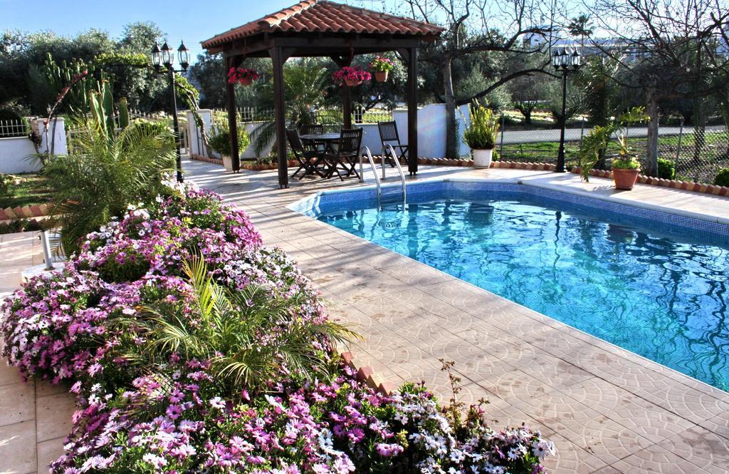 Villa Paradise بافوس الغرفة الصورة
